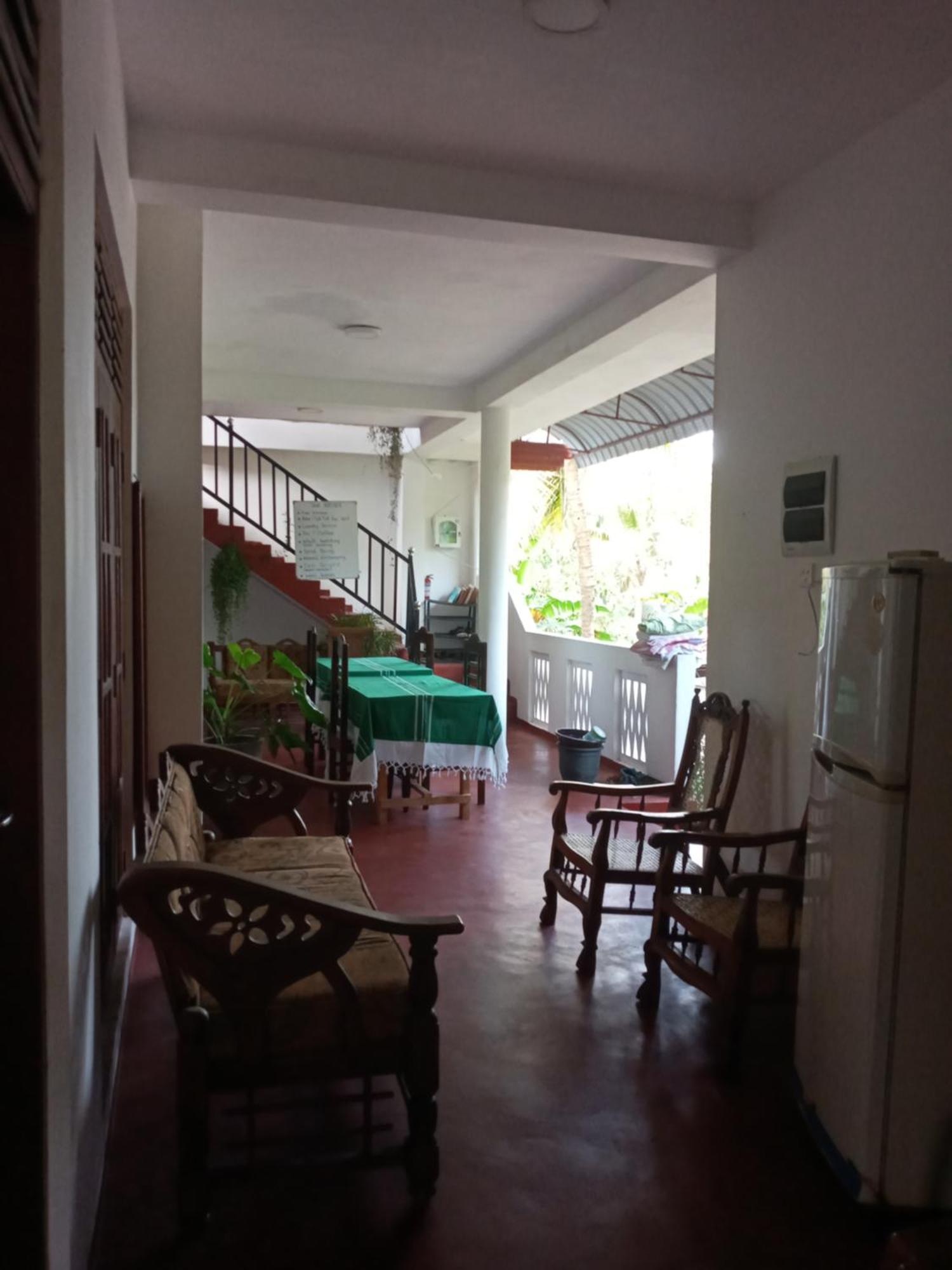 Pravindi Guest Home Mirissa Esterno foto