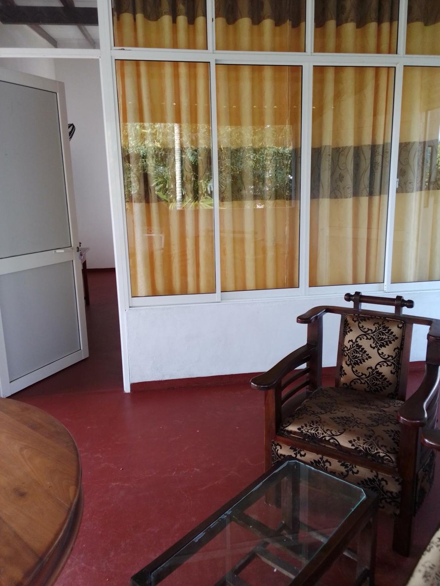 Pravindi Guest Home Mirissa Esterno foto